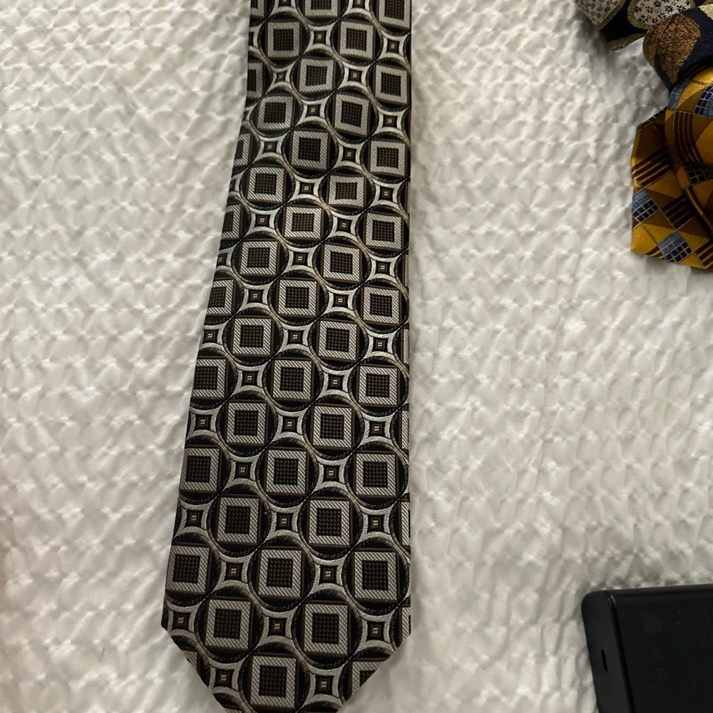 Black and Gray Geometric Silk Tie